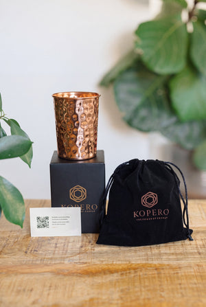 Kopero Copo de cobre Martelado, com a caixa Kopero preta, o saco de veludo e o cartão de agradecimento