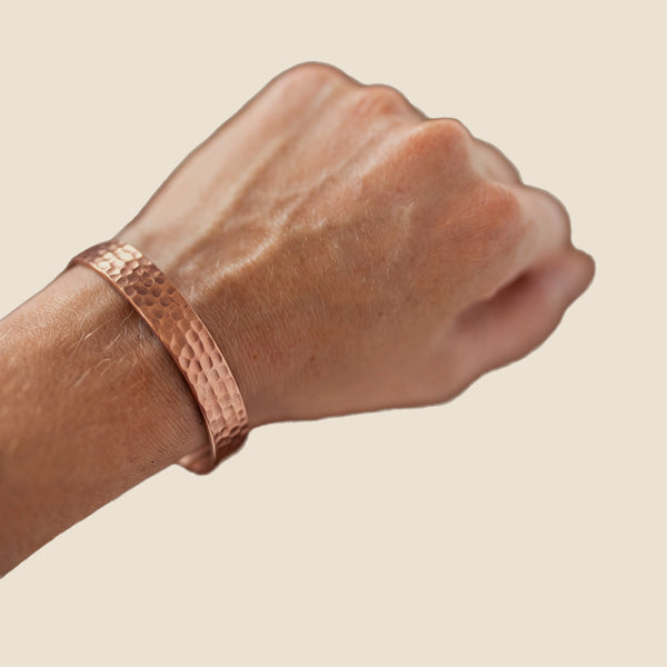 Kopero Pulseira de cobre Martelado