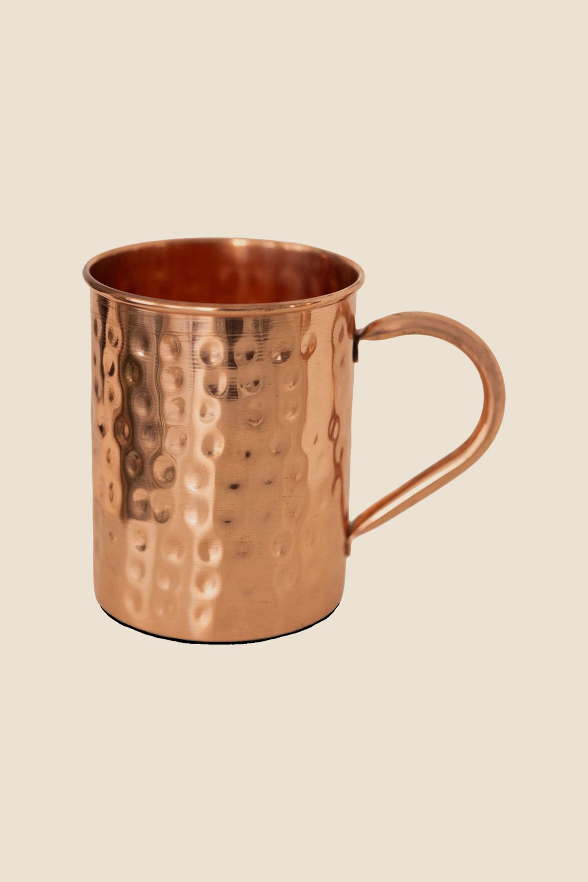 Kopero Caneca de cobre Martelado, foto do produto sobre fundo branco