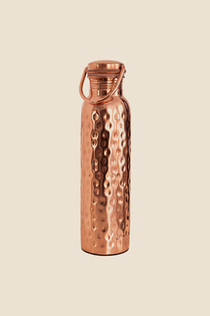 Kopero Garrafa de água de cobre Martelado, foto do produto sobre fundo branco