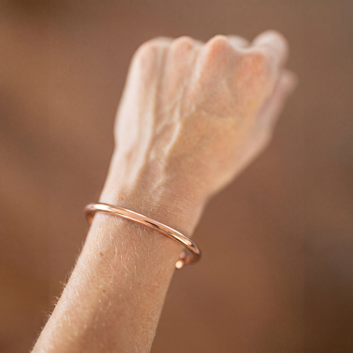 Kopero Premium Pulseira de Cobre Redonda, pulseira de fio redondo e liso no pulso